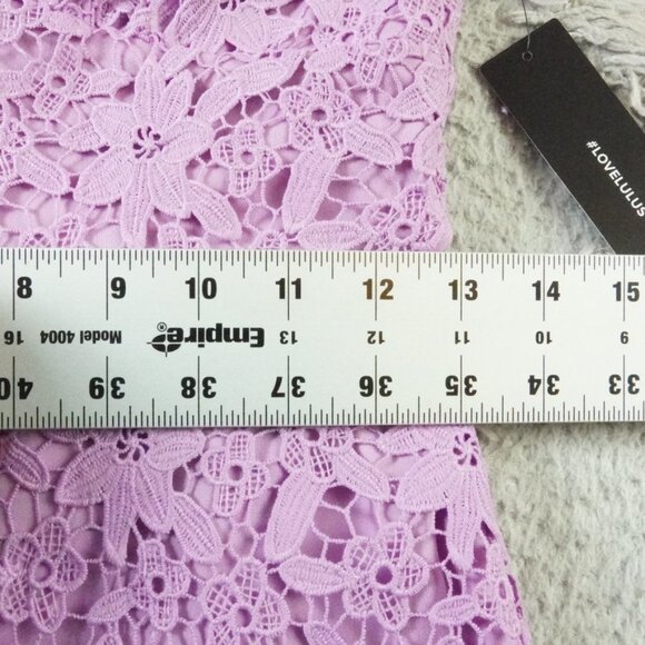 Lulu’s Sweetie Lavender Lace Flower Dress Womens Extra Small V-Neck - Picture 10 of 15